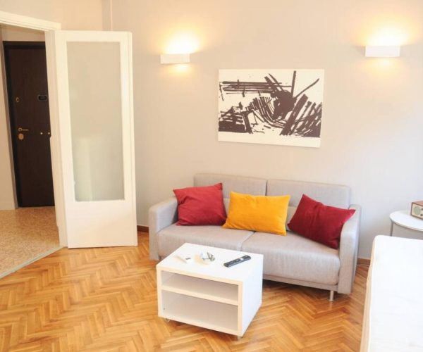 18651080-b60b-44bf-8ede-163a867e4d80