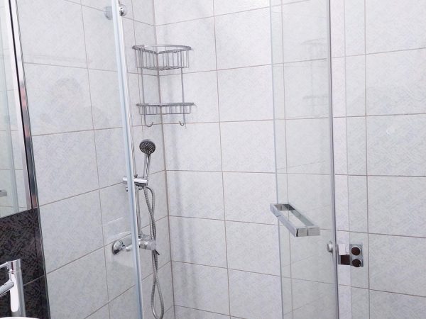 8fa1b53b-f00f-458a-8112-a9120d1ca8e0