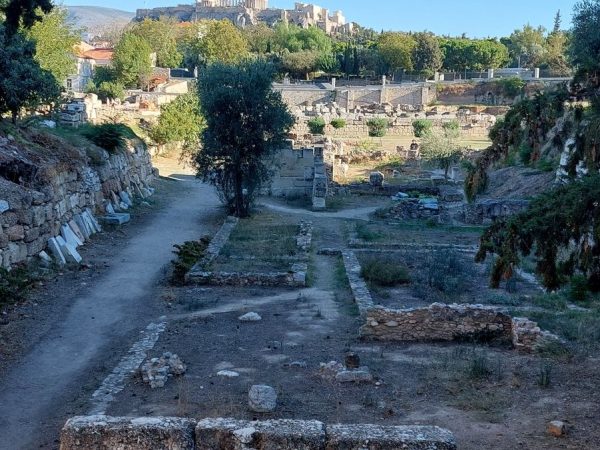 e7c7760b-62d5-43c0-934d-263bb591eee0